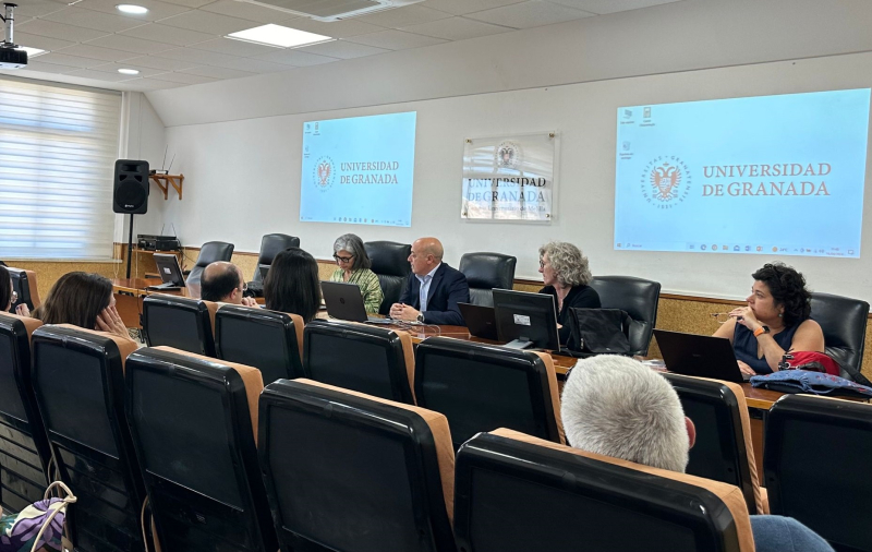 Visita Campus Melilla Fotografía equipo de Gerencia